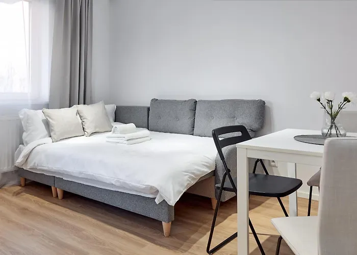 Sielawy Modern By Bookinghost